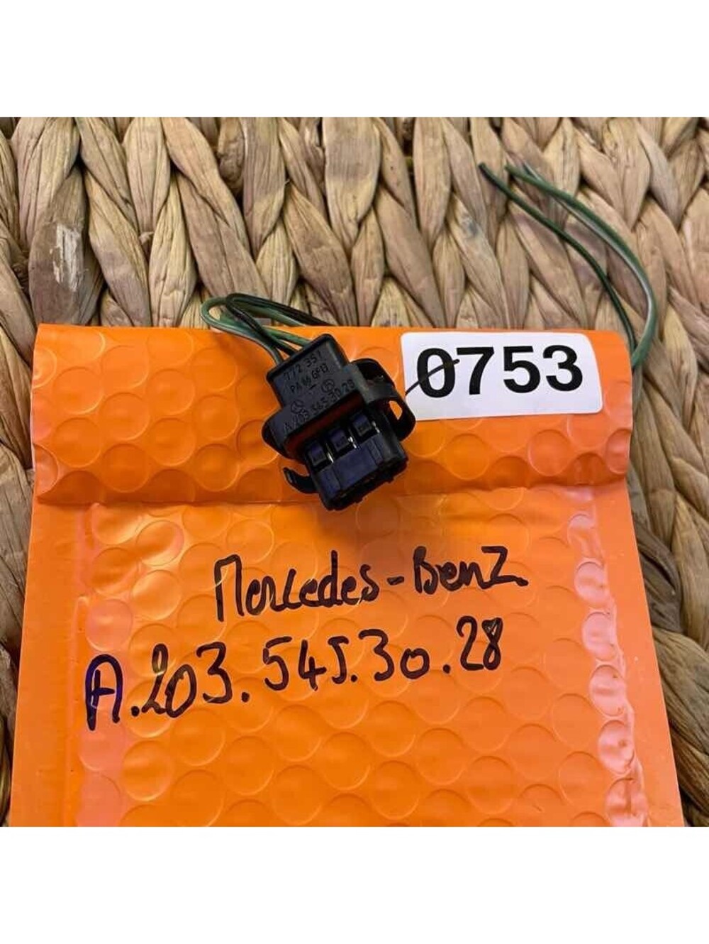 ✅Mercedes Benz A 2035453028 wiring harness connector#️⃣753